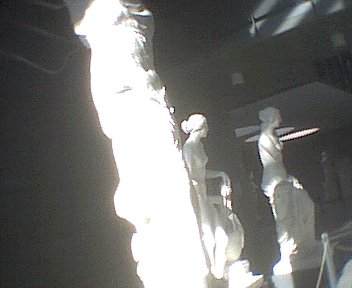 Skulpturen im Sonnenlicht